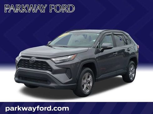 Used 2023 Toyota RAV4 XLE w/ Convenience Package FWD image 1