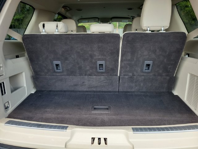 Used 2018 Lincoln Navigator Select w/ Technology Package RWD image 20