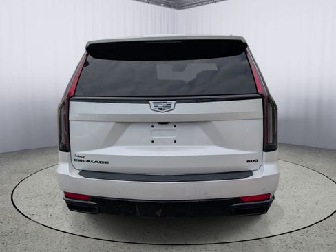 Used 2024 Cadillac Escalade Sport Platinum w/ LPO, ONYX Package AWD/4WD image 4
