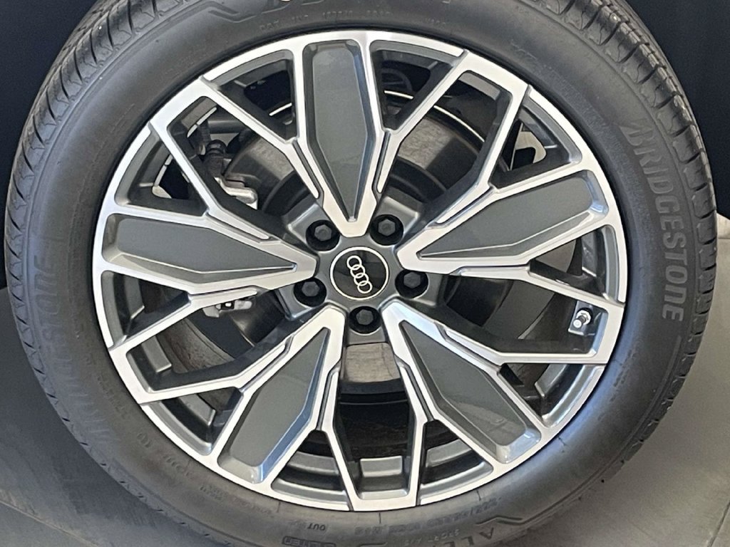 New 2026 Audi Q5 Premium Plus AWD/4WD image 12