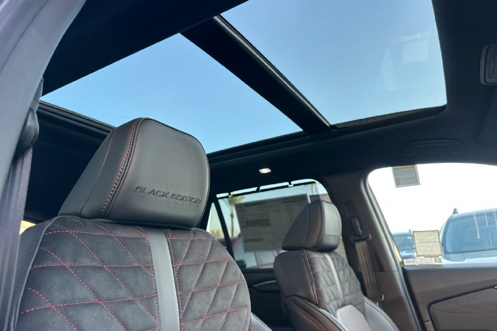 New 2026 Honda Pilot Black Edition image 20