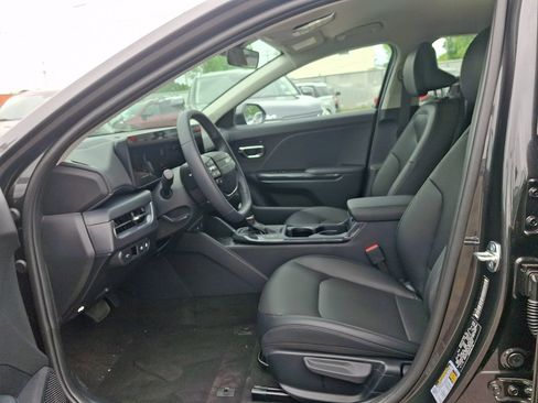 New 2026 Kia K4 EX FWD image 12