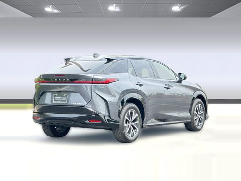 Used 2024 Lexus RZ 300e Premium w/ Technology Package image 8
