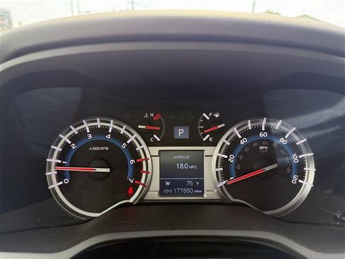 Used 2016 Toyota 4Runner SR5 Premium AWD/4WD image 10