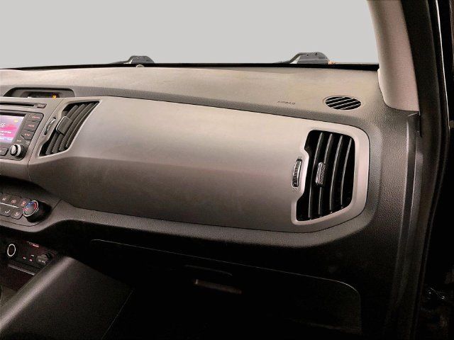 Used 2015 Kia Sportage LX AWD/4WD image 16