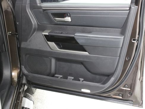 Used 2023 Toyota Tundra Limited w/ Power Package AWD/4WD image 37