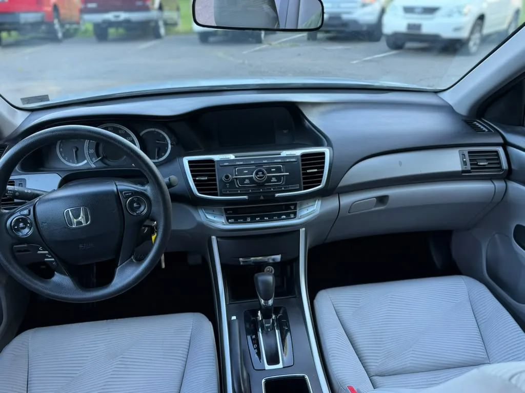Used 2014 Honda Accord LX image 16