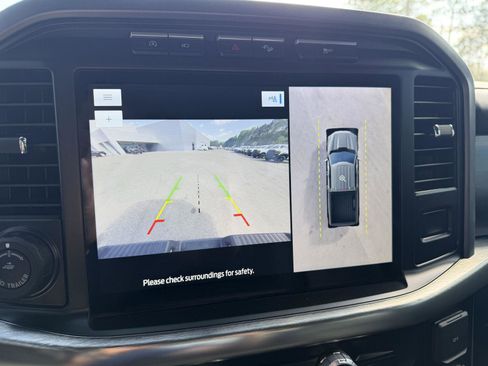 Used 2023 Ford F150 Lariat w/ Trailer Tow Package image 13