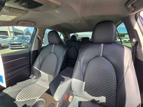 Used 2024 Toyota Camry SE FWD image 25