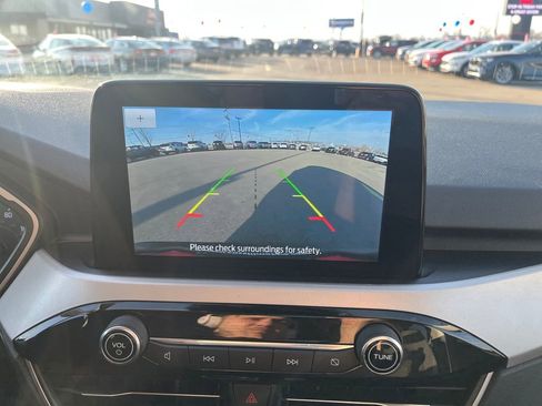 Used 2021 Ford Escape SE w/ Cold Weather Package image 26