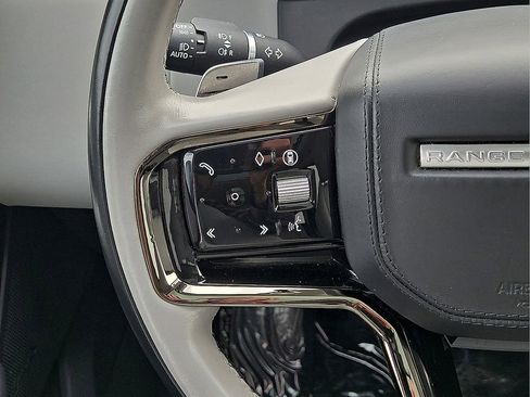 Used 2025 Land Rover Range Rover Velar Dynamic SE image 20