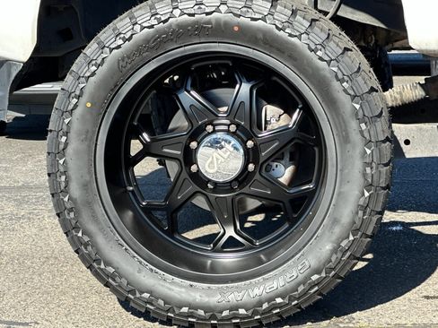 Used 2019 Ford F350 Platinum w/ Platinum Ultimate Package AWD/4WD image 26