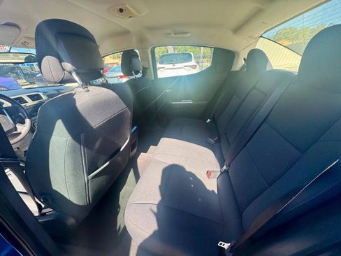 Used 2010 Dodge Avenger R/T image 15