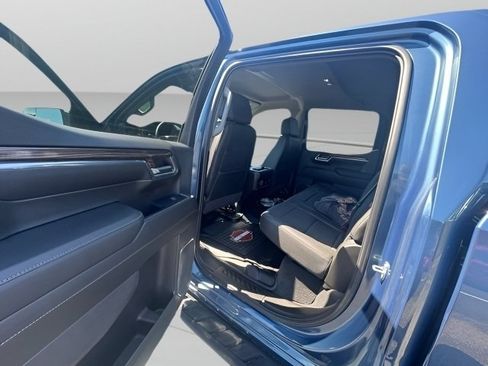 Used 2024 Chevrolet Silverado 1500 LT AWD/4WD image 14