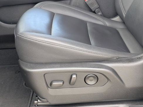 Certified 2025 Chevrolet Tahoe Z71 image 24