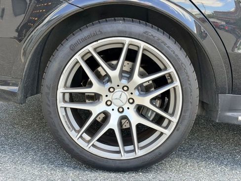 Used 2016 Mercedes-Benz GLE 63 AMG 4MATIC image 26