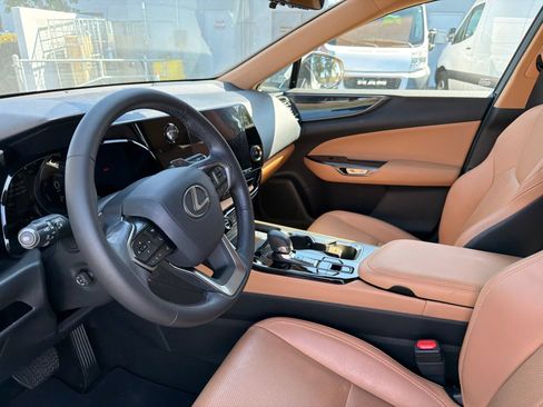 Used 2024 Lexus NX 350h AWD image 5