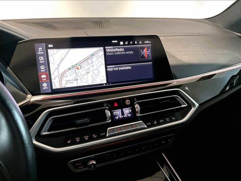 Used 2019 BMW X5 xDrive40i w/ Convenience Package image 19
