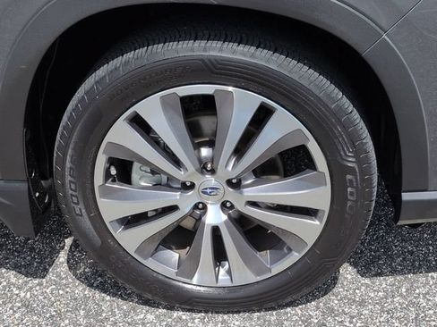 Used 2019 Subaru Ascent Touring w/ Popular Package #2 AWD/4WD image 11