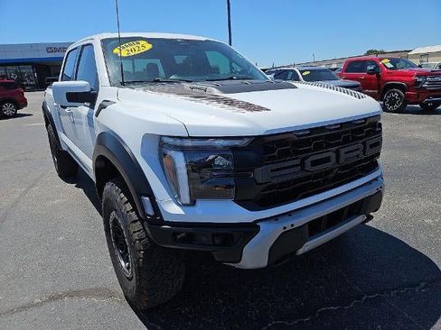 Used 2025 Ford F150 Raptor AWD/4WD image 11