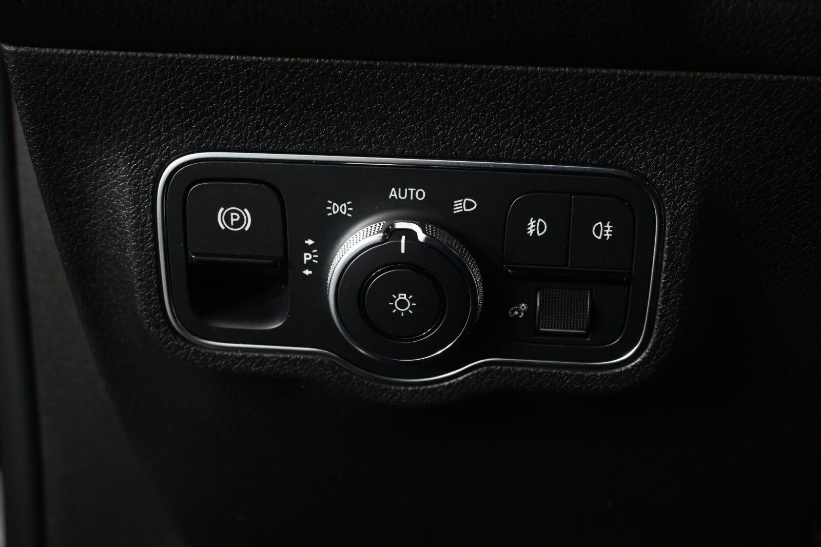 Certified 2021 Mercedes-Benz GLB 250 image 9