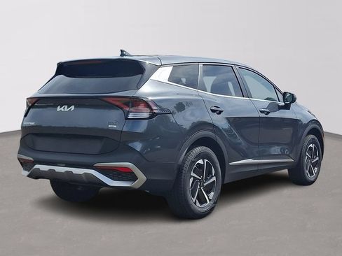 Used 2023 Kia Sportage LX AWD/4WD image 6