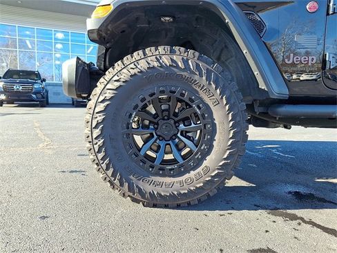 Used 2021 Jeep Gladiator Rubicon image 8