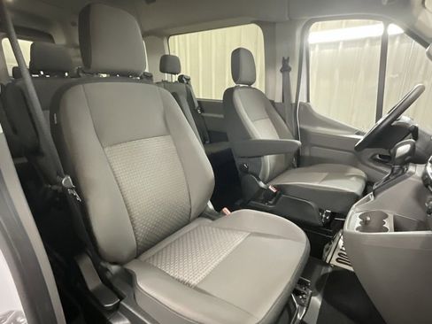 Used 2025 Ford Transit 350 XLT image 11