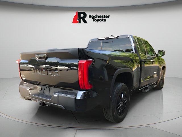 Used 2022 Toyota Tundra SR5 w/ SR5 Convenience Package AWD/4WD image 7