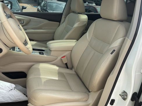 Used 2018 Nissan Murano Platinum FWD image 11