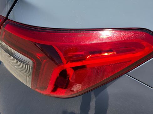 Used 2024 Honda Civic Sport image 25