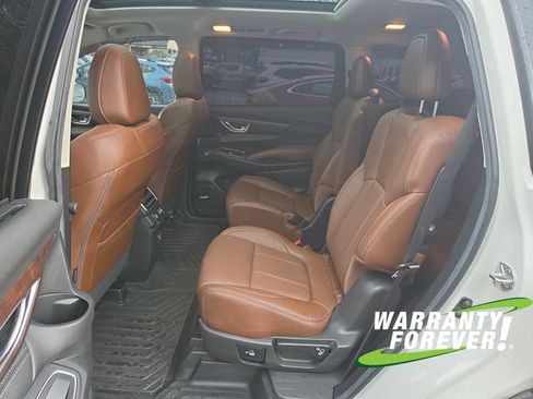 Used 2024 Subaru Ascent Touring AWD/4WD image 16