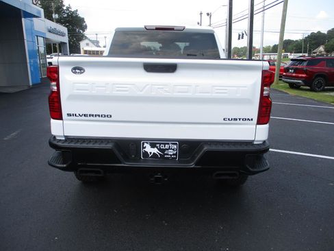 New 2026 Chevrolet Silverado 1500 Custom Trail Boss w/ Dark Appearance Package AWD/4WD image 4