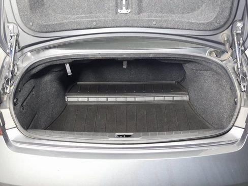 Used 2019 INFINITI Q60 3.0t Luxe w/ Essential Package RWD image 14