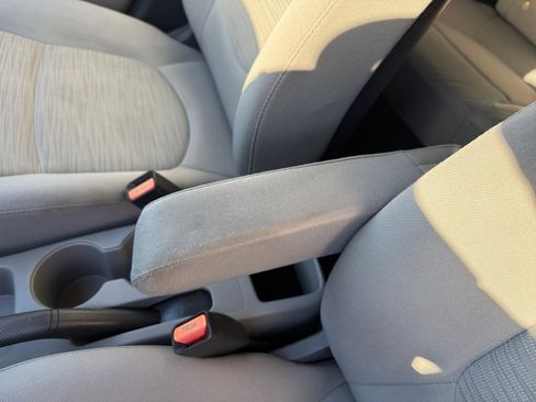 Used 2016 Hyundai Accent SE image 14