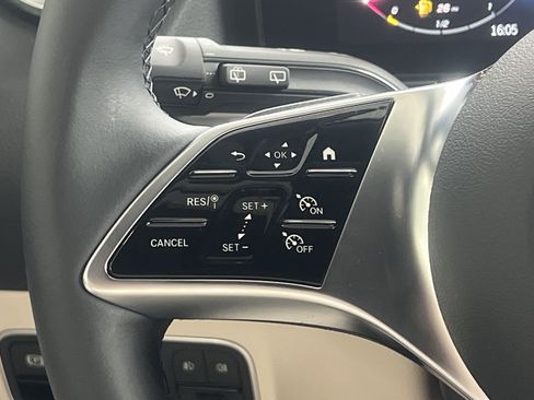 Certified 2025 Mercedes-Benz GLA 250 image 31