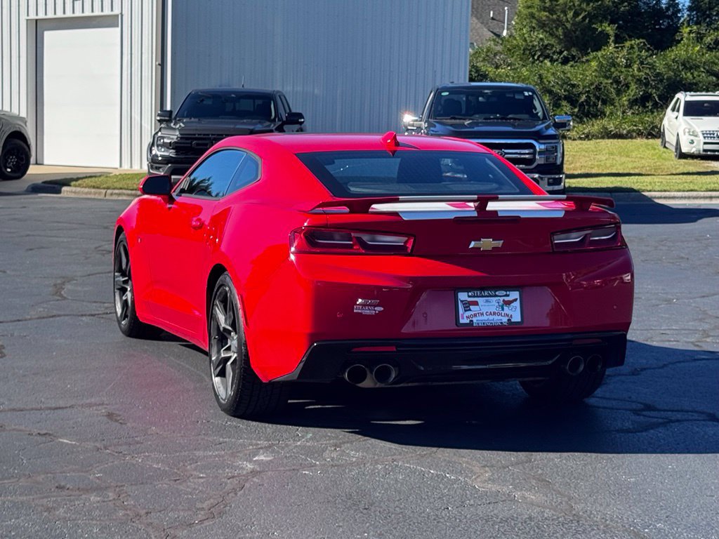 Used 2016 Chevrolet Camaro SS RWD image 17