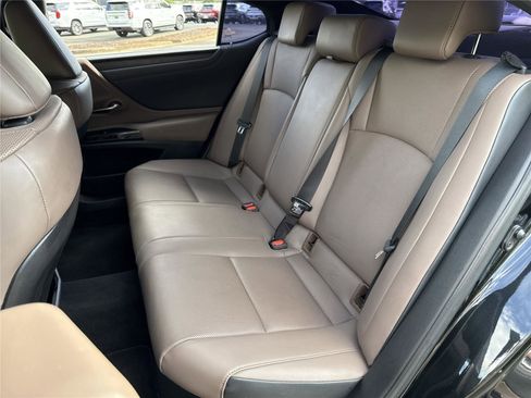 Used 2022 Lexus ES 300h w/ Premium Package FWD image 22
