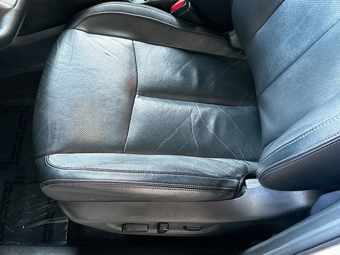 Used 2019 Nissan Rogue SL w/ Premium Package image 19