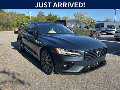 Used 2021 Volvo S60 T5 Momentum w/ Premium Package