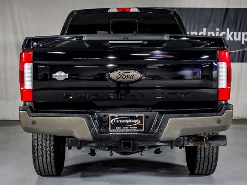 Used 2017 Ford F250 King Ranch w/ King Ranch Ultimate Package AWD/4WD image 9