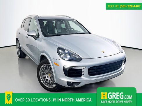 Used 2017 Porsche Cayenne S w/ Premium Plus Package image 1