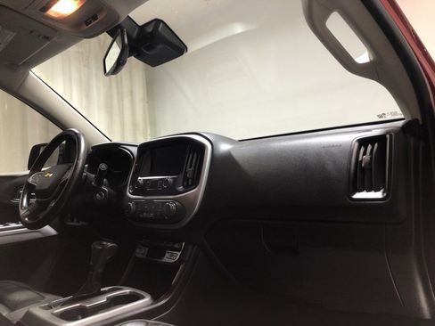 Used 2021 Chevrolet Colorado LT image 13