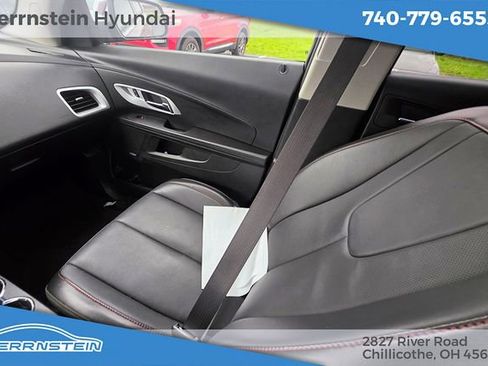 Used 2016 Chevrolet Equinox LTZ w/ Enhanced Convenience Package image 11