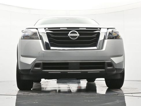Certified 2024 Nissan Pathfinder SV FWD image 38