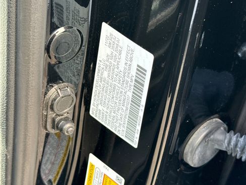 Certified 2022 Honda Pilot Special Edition image 19