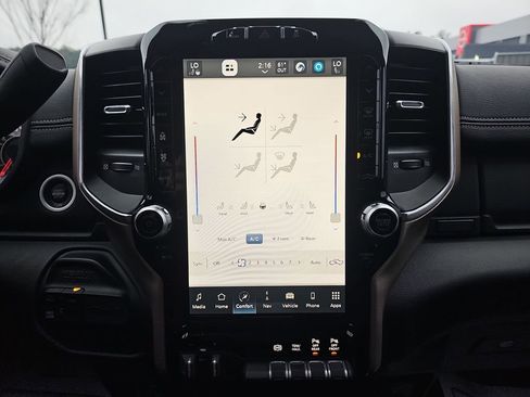 Used 2024 RAM 2500 Laramie w/ Safety Group image 28