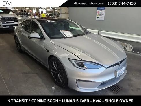 Used 2025 Tesla Model S AWD/4WD image 3