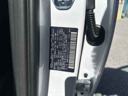 New 2026 Hyundai Tucson Blue SE image 30