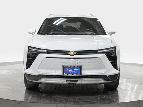 Used 2024 Chevrolet Blazer EV LT AWD/4WD image 10